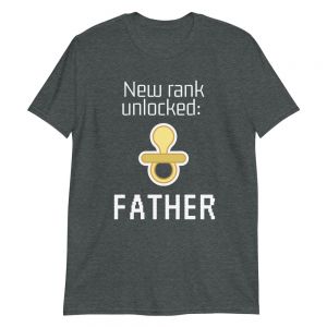 עולם הגיימרים - חולצות ואביזרים חולצות לגיימרים חולצת גיימר New rank unlocked: father 
